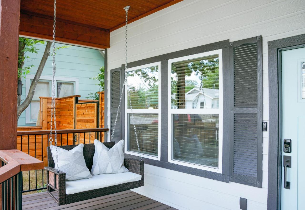 Villa The Retreat At Rigsby-all New 3bdrm/2.5 Bath San Antonio