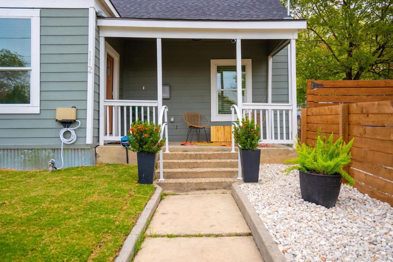 Modern 3 Bed, 2 Bath Minutes To Downtown & Alamodome San Antonio