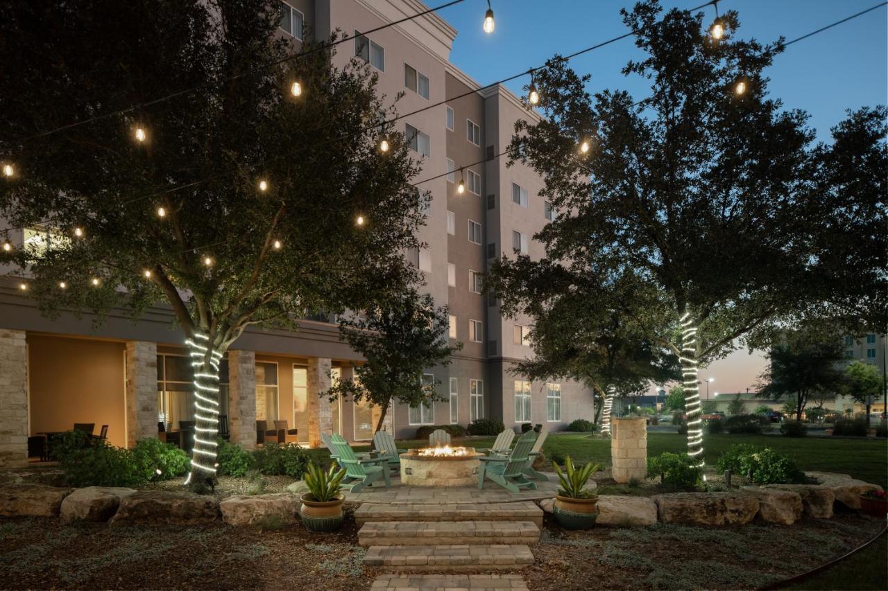 Courtyard By Marriott Six Flags At The Rim San Antonio