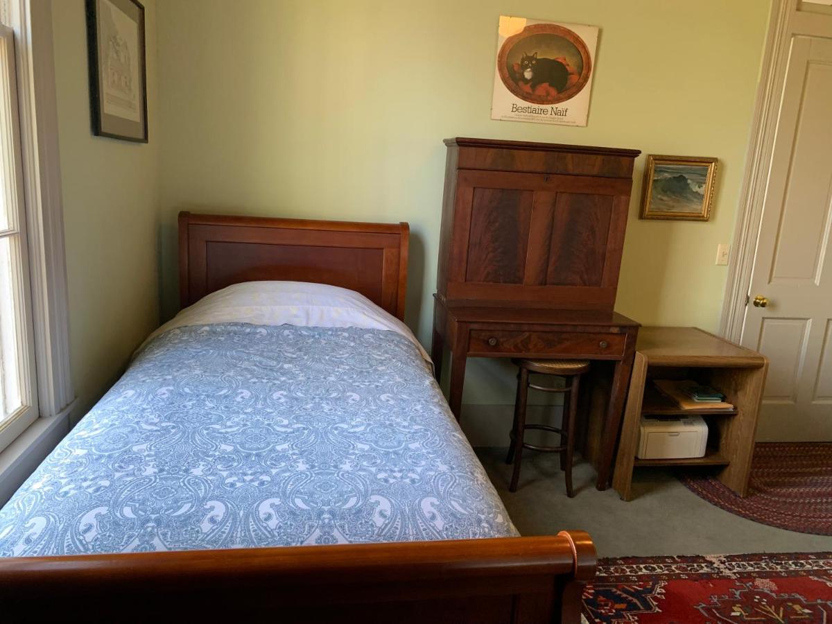 321# Downtown Antique Rose House Holiday home