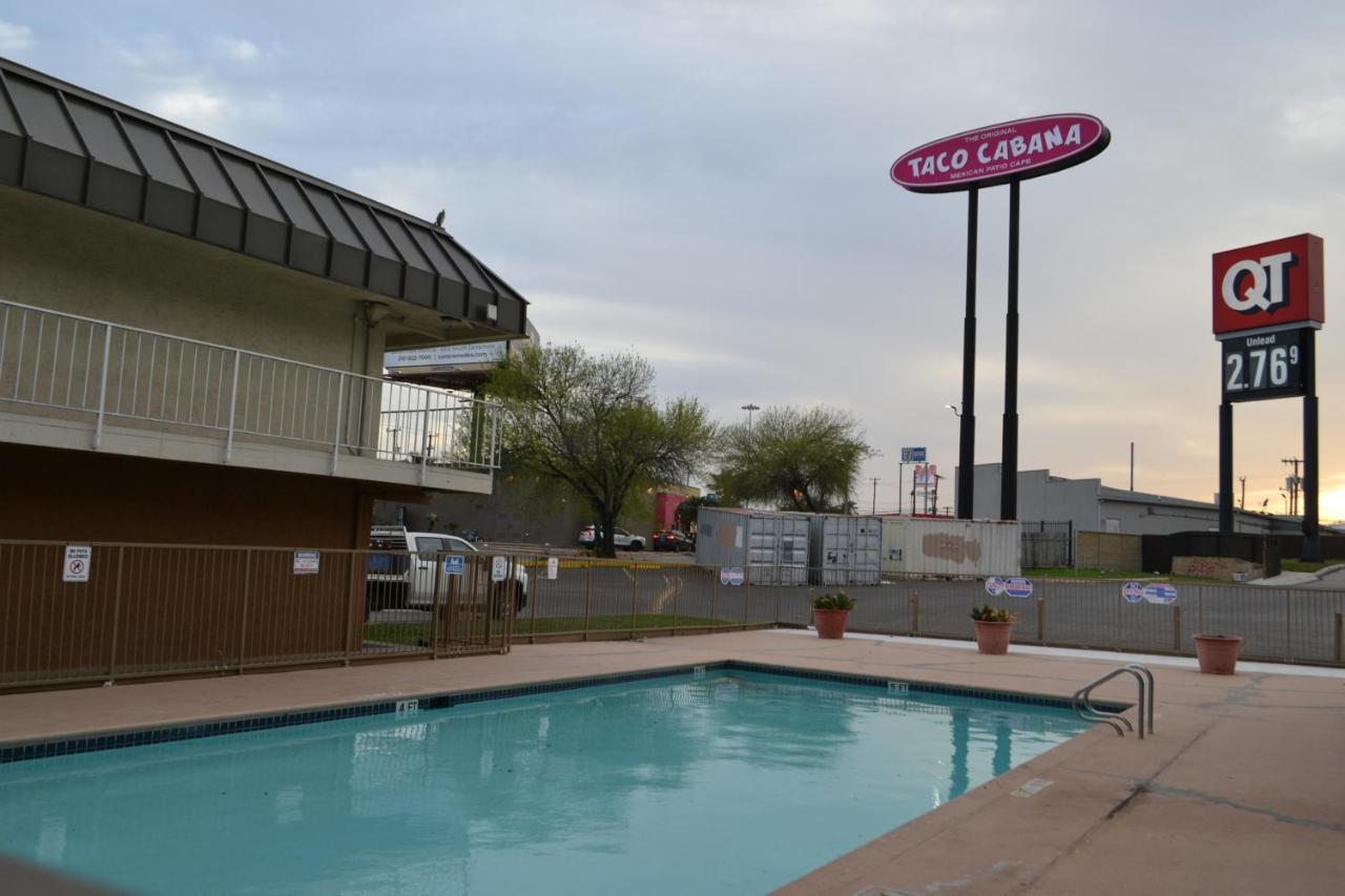 Hotel Travelodge By Wyndham Lackland Afb North San Antonio