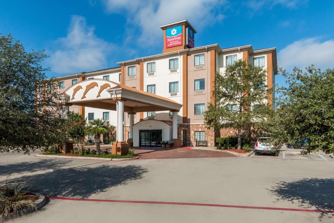Surestay By Western Near Seaworld San Antonio