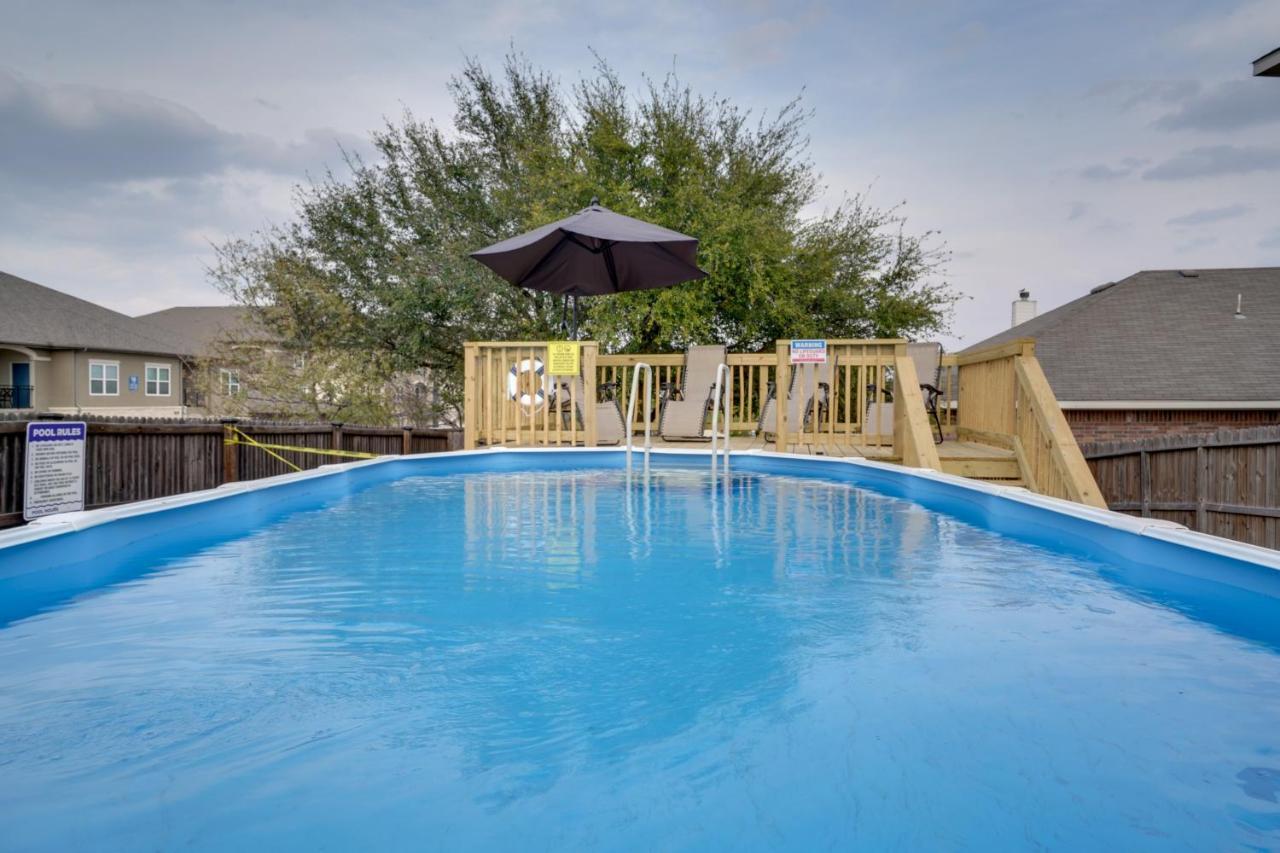 With Hot Tub - 1 Mi To Seaworld Holiday home *