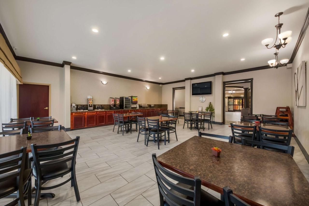 Surestay By Western Near Seaworld San Antonio