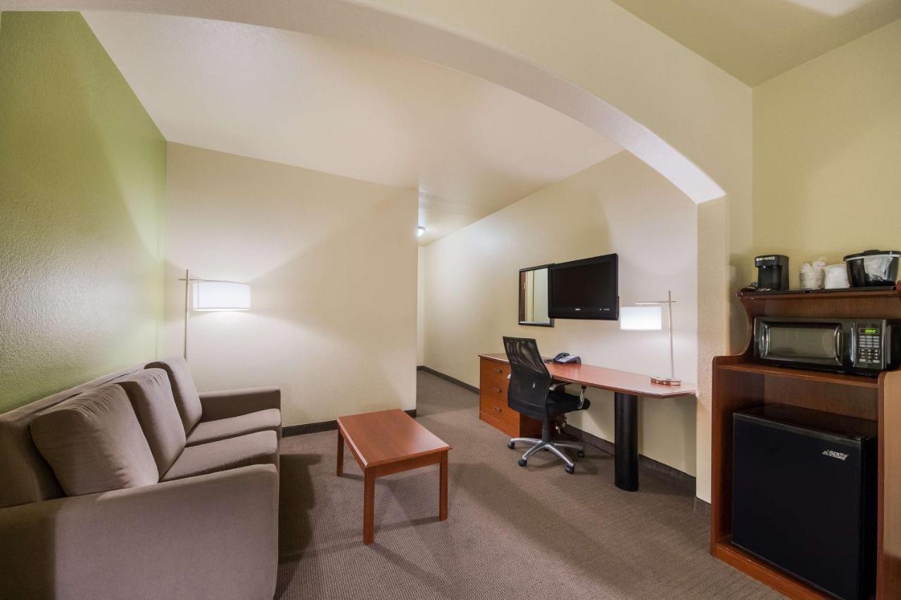Hotel Surestay By Western Near Seaworld