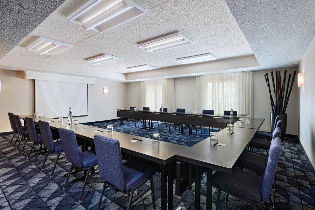 Courtyard By Marriott Downtown Hotel 3*