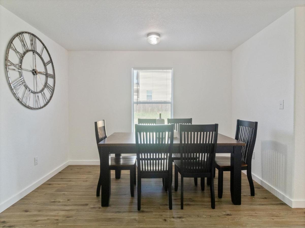 Newly Remodeled Family Close To Seaworld San Antonio