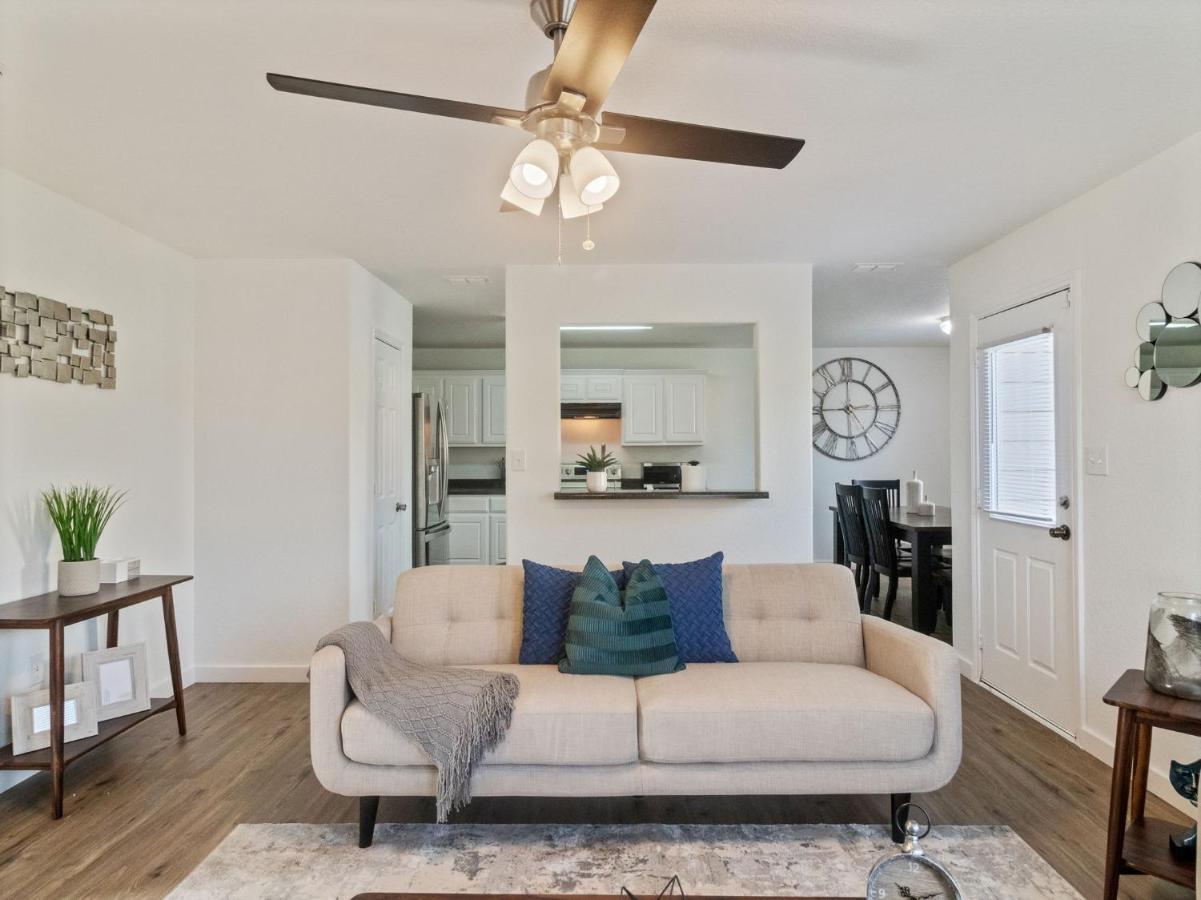 Newly Remodeled Family Close To Seaworld San Antonio
