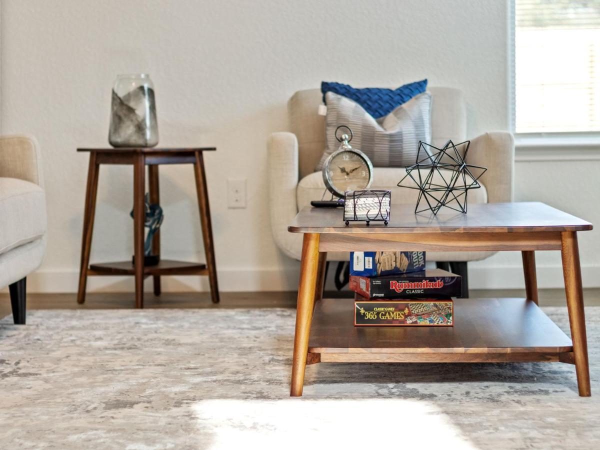 Newly Remodeled Family Close To Seaworld Holiday home *