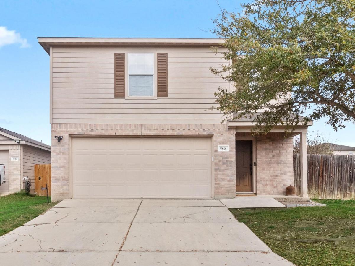 Newly Remodeled Family Close To Seaworld San Antonio