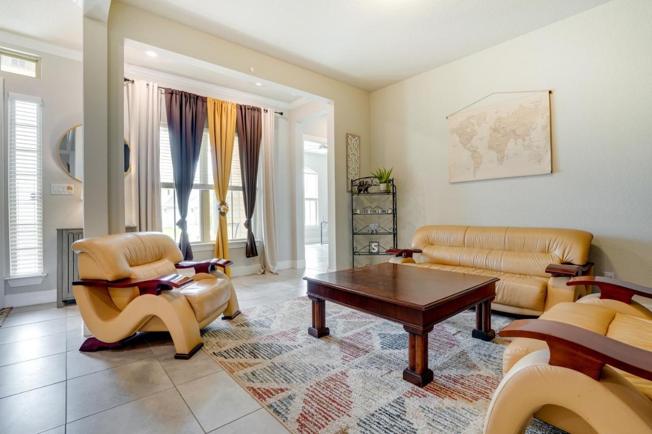 Holiday home Spacious 4 Mi To Seaworld! *