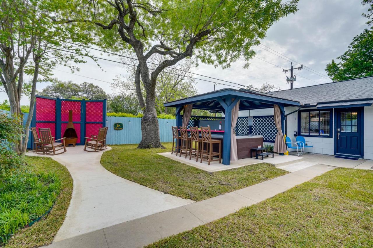 Retreat With Private Hot Tub And Gas Grill San Antonio