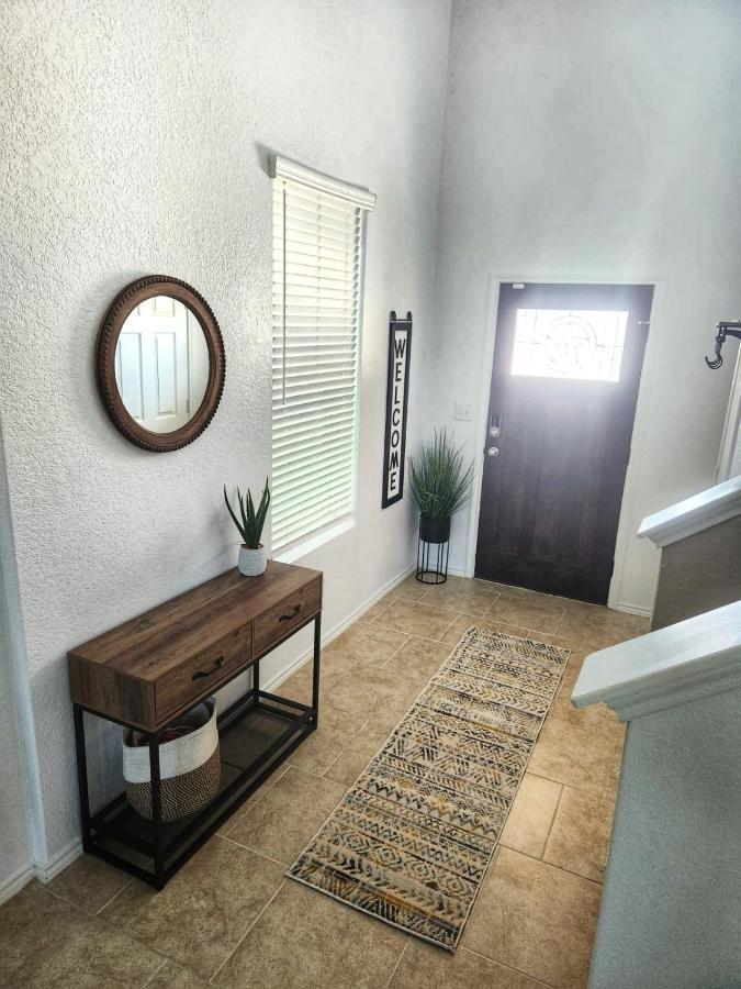 Bohemian W Fire Pit/grill/game & More! San Antonio