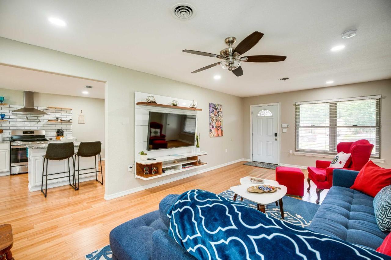 Pet-friendly With Spacious Yard! Holiday home
