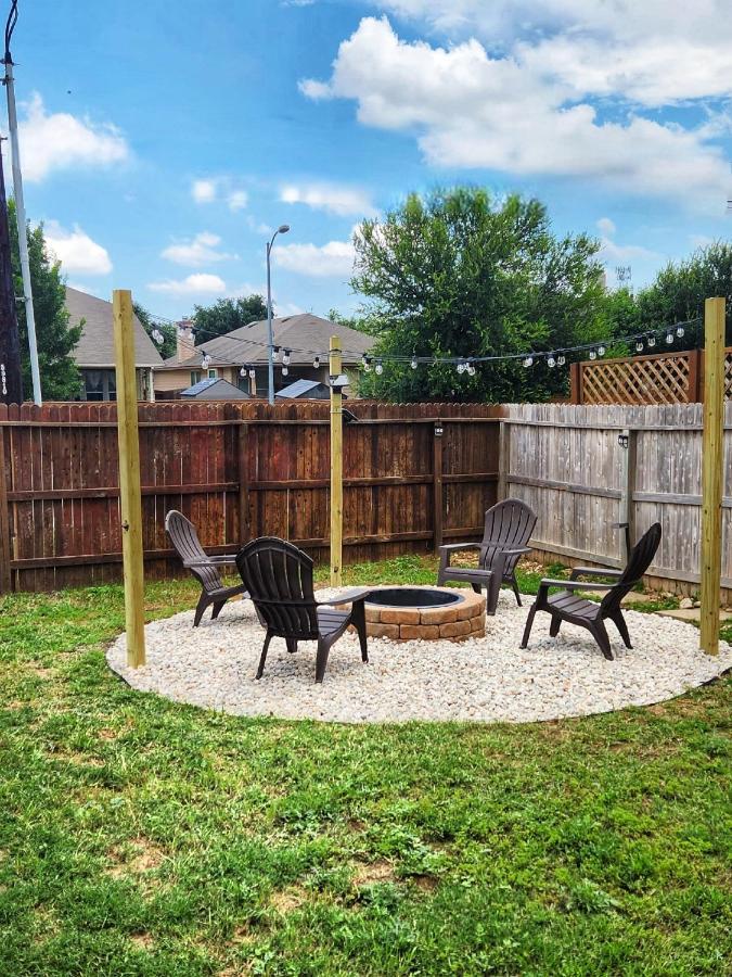 Holiday home Bohemian W Fire Pit/grill/game & More! *