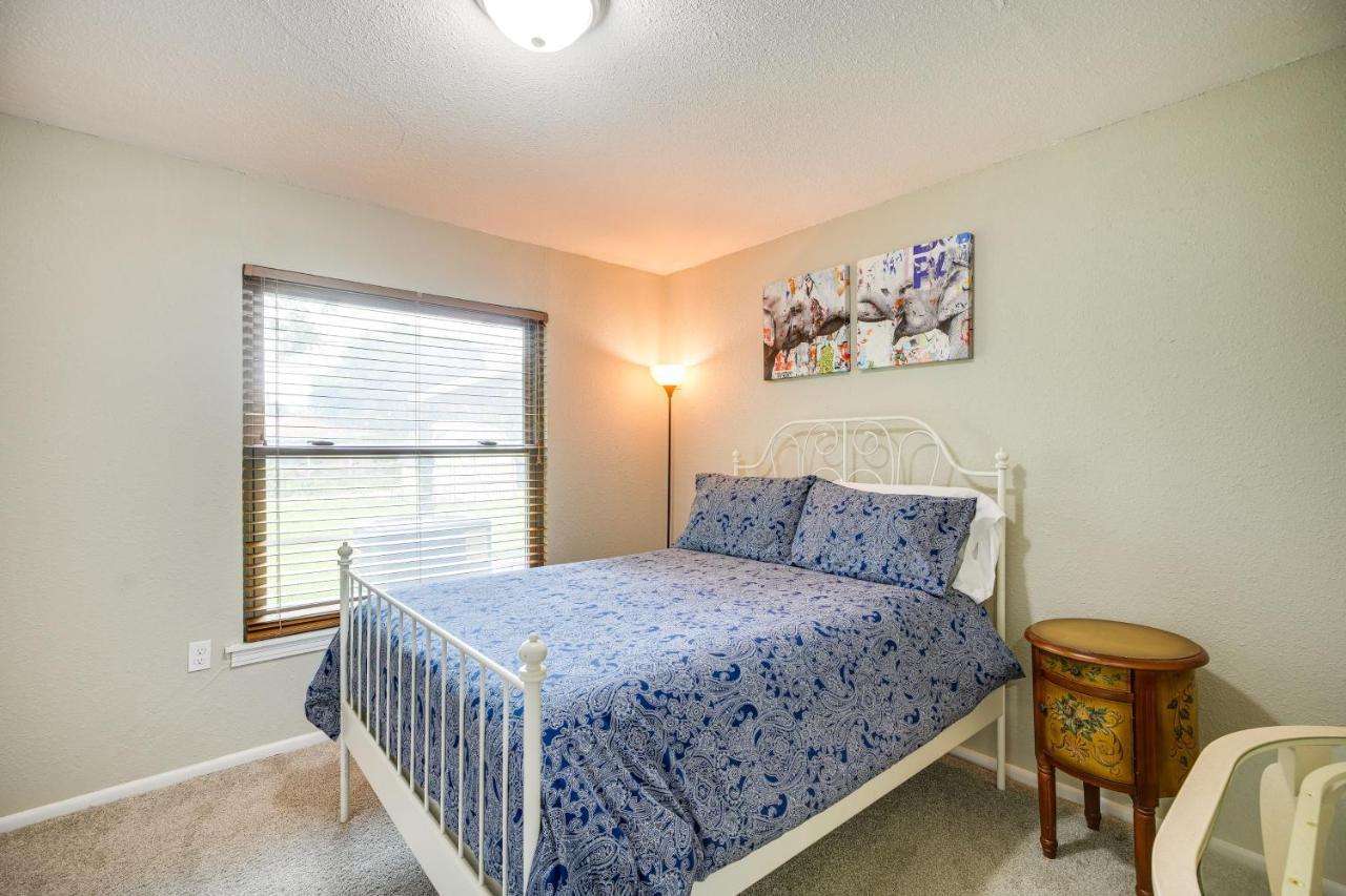Holiday home Pet-friendly With Spacious Yard! San Antonio