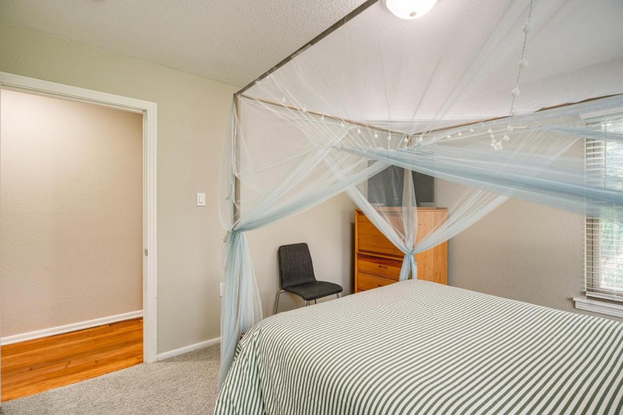 Pet-friendly With Spacious Yard! Holiday home