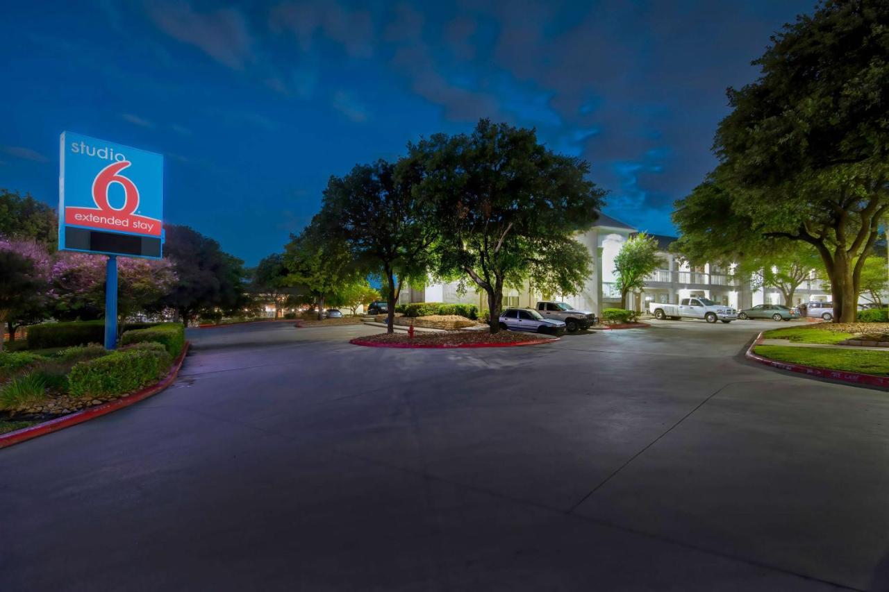 Hotel 6-san Antonio, Tx - Six Flags San Antonio