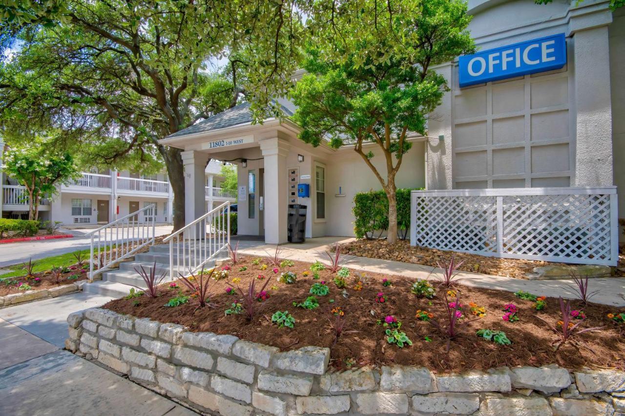 Hotel 6-san Antonio, Tx - Six Flags 2*