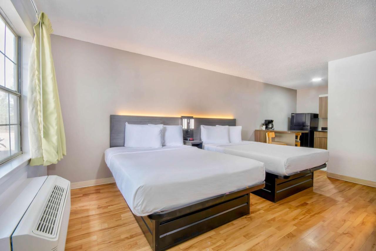 Hotel 6-san Antonio, Tx - Six Flags San Antonio