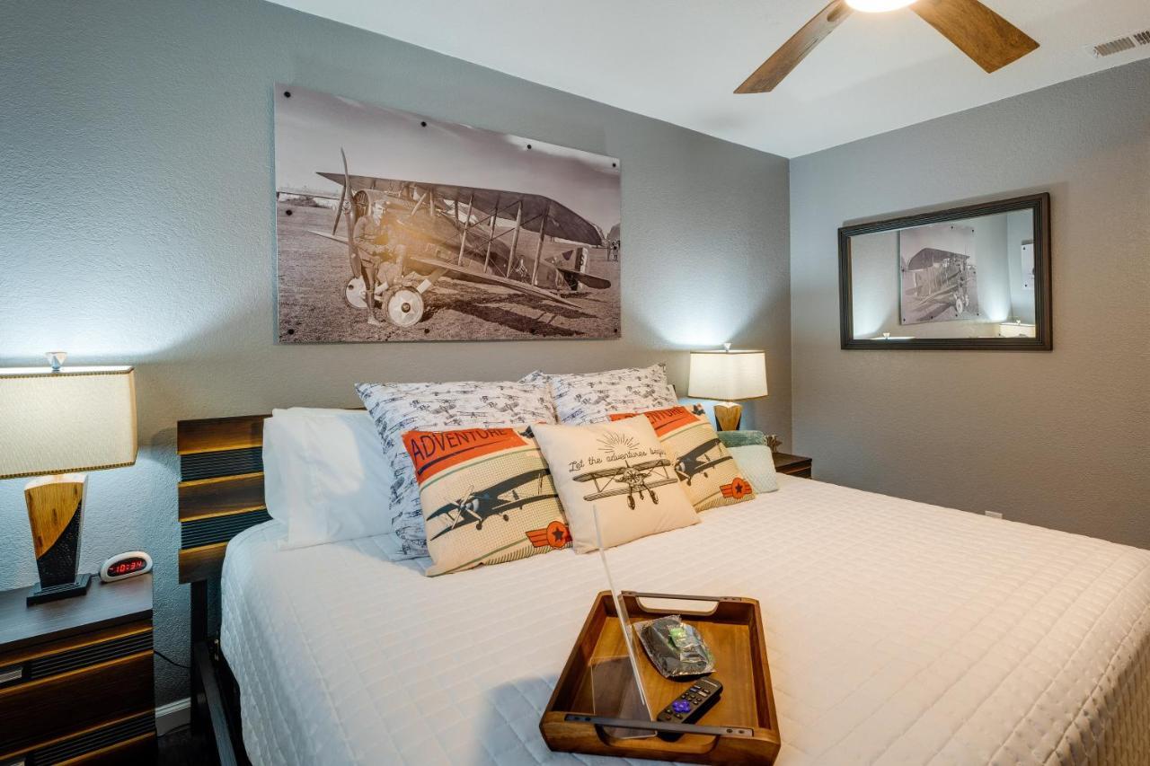With Private Hot Tub Pet Friendly! San Antonio