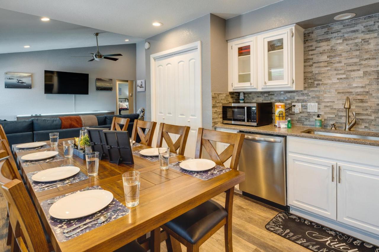 With Private Hot Tub Pet Friendly! Holiday home San Antonio