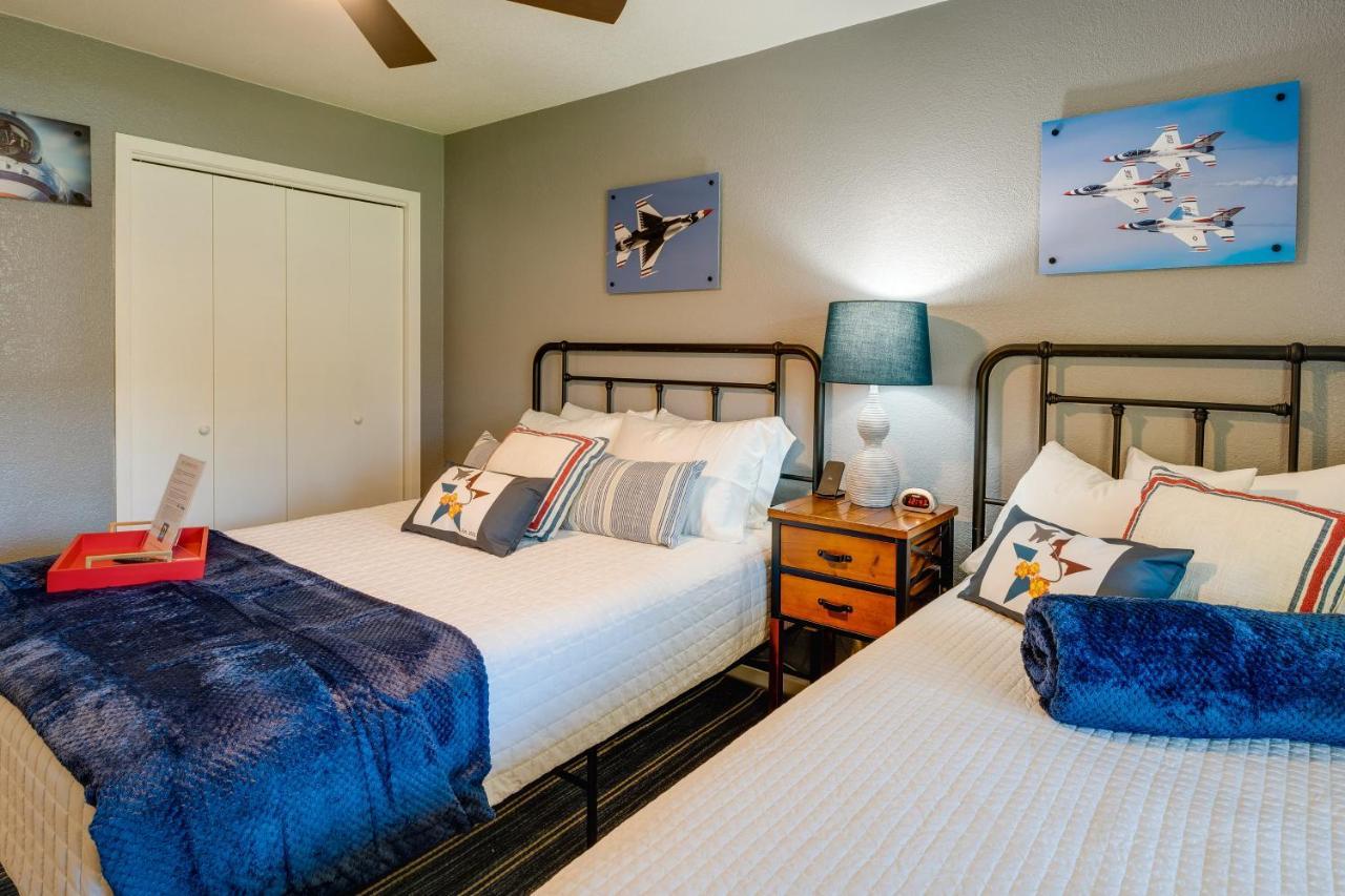 With Private Hot Tub Pet Friendly! *