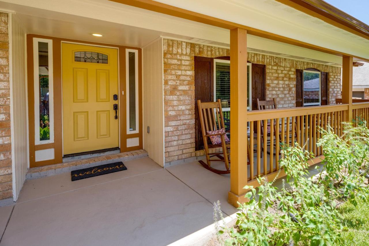 With Private Hot Tub Pet Friendly!