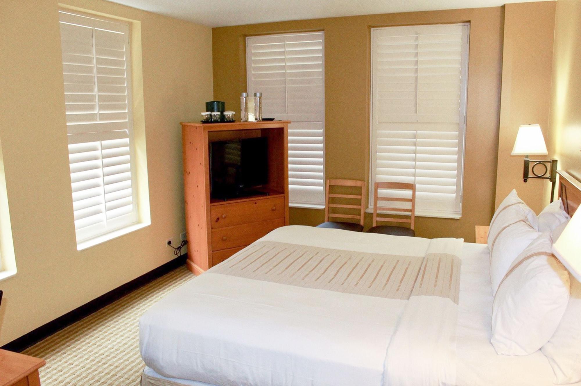 The Crockett Hotel 3*