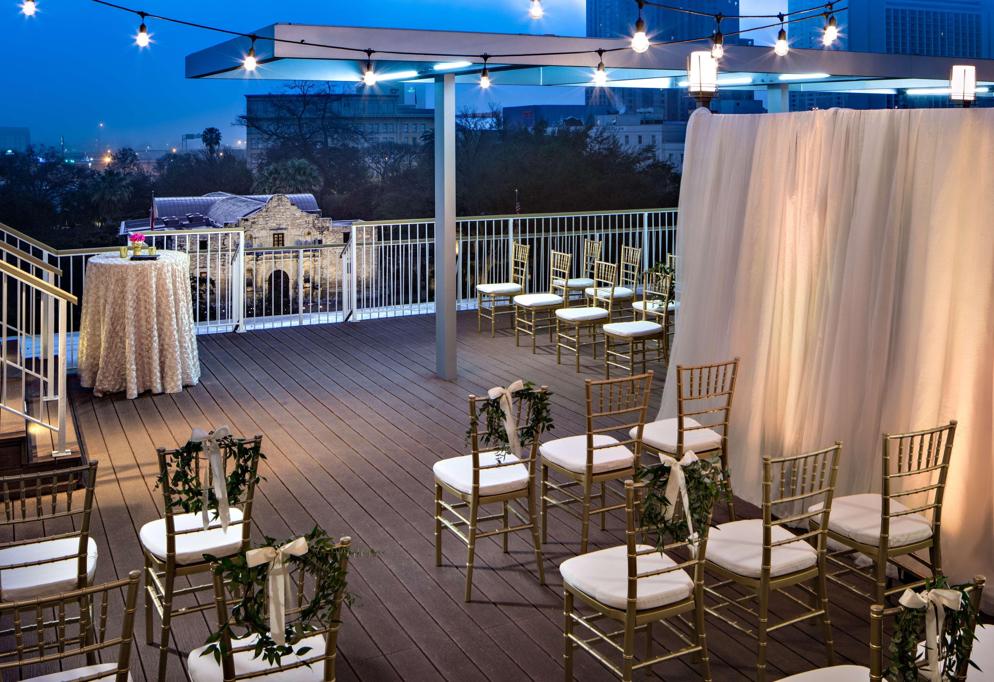 Hyatt Regency Riverwalk 4*