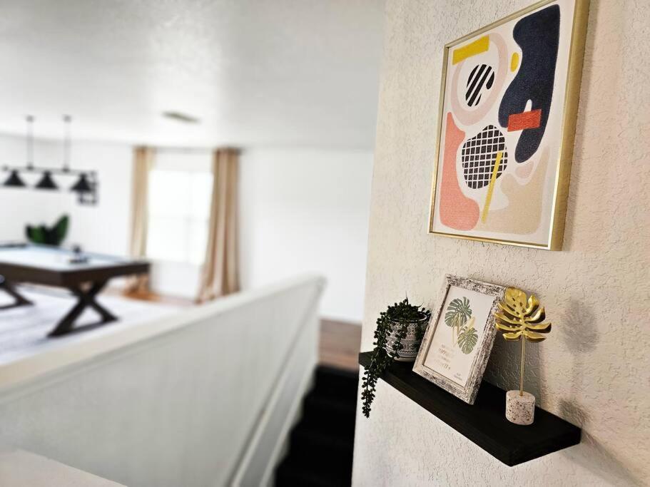 4 Bdr Near Lackland Afb/seaworld/pool Table * San Antonio