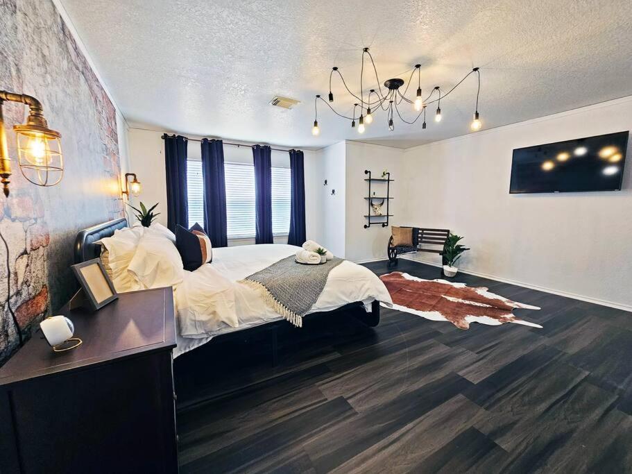 4 Bdr Near Lackland Afb/seaworld/pool Table Holiday home