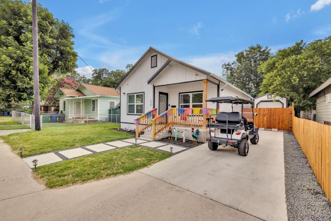 The Coco House/lone Star Dist/jacuzzi/golf Cart Holiday home
