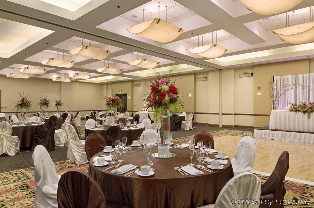 Doubletree By Hilton Airport Hotel