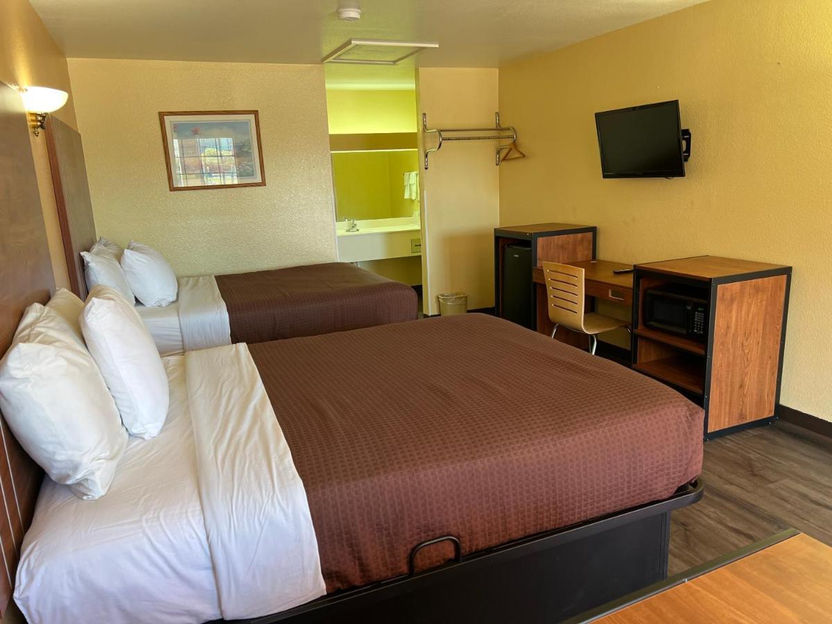 Hotel Executive & Lackland Afb San Antonio