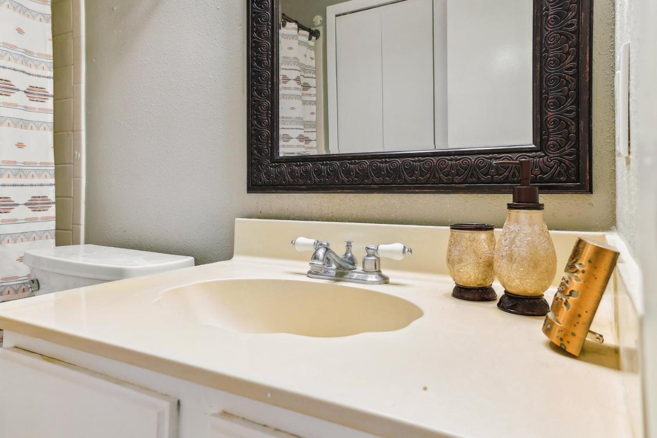 Holiday home Townhome Community Pool And Hot Tub!