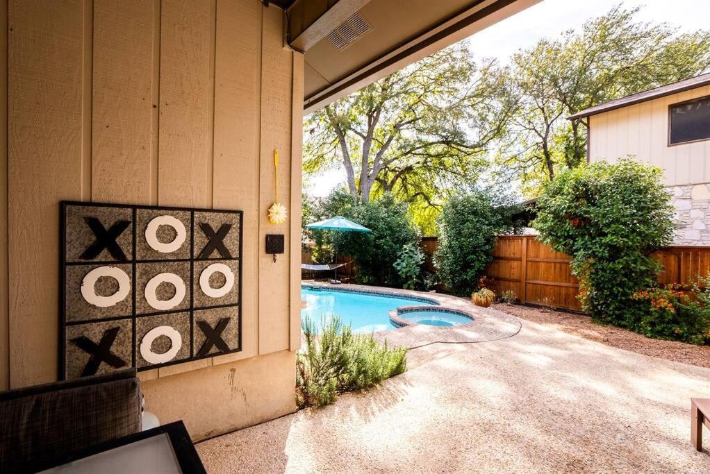 One Of San Antonio's Finest Villa *