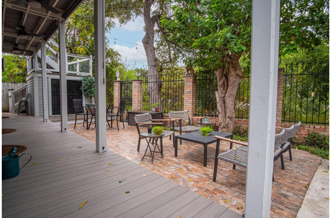 Holiday home Exquisite Near Downtowns Core San Antonio