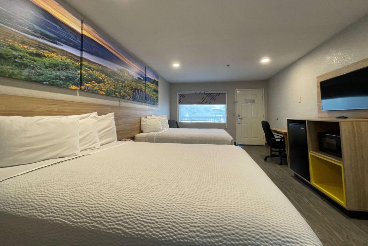Days By Wyndham Near Seaworld