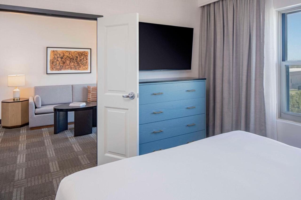 Hilton Hill Country Hotel