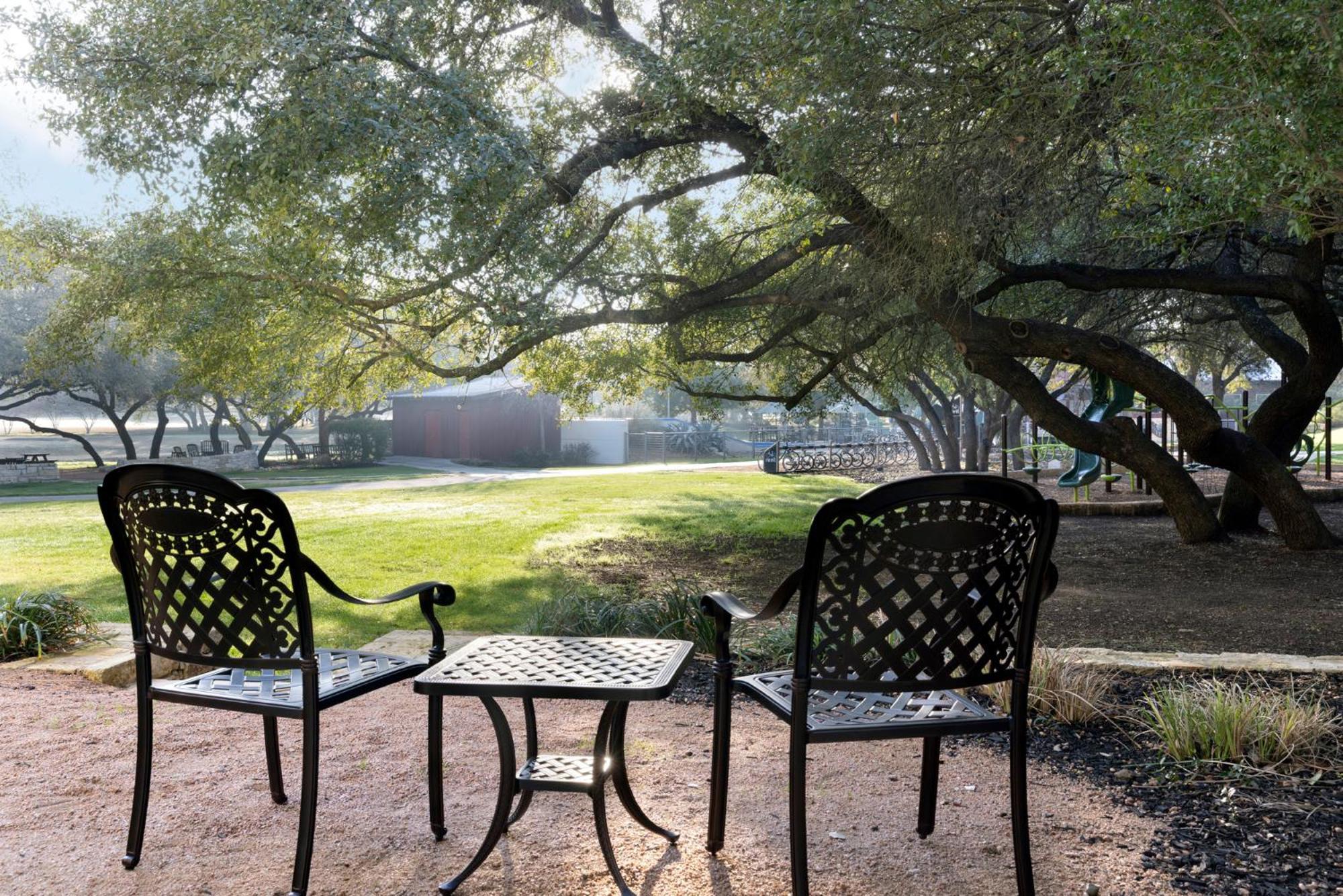 Hyatt Regency Hill Country & Hotel