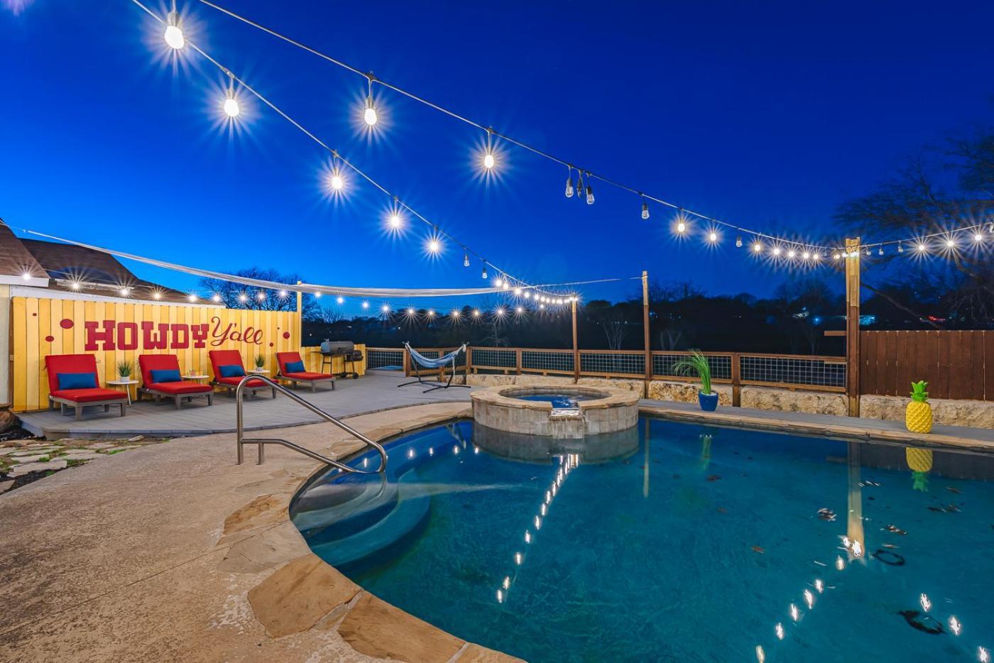 Stunning Pool Overlooking Golf Course & Game