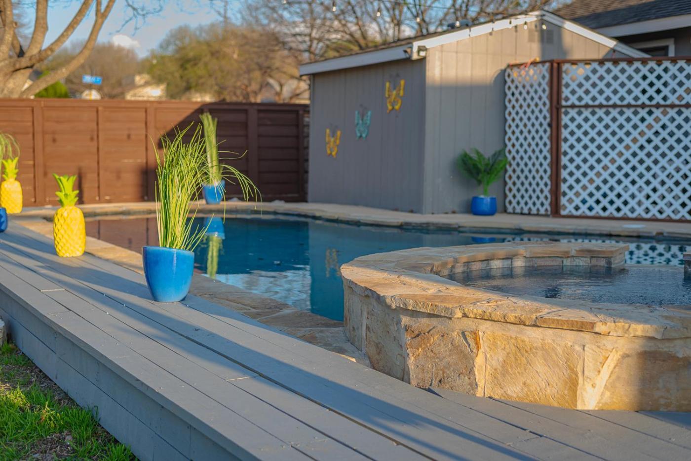 Holiday home Stunning Pool Overlooking Golf Course & Game