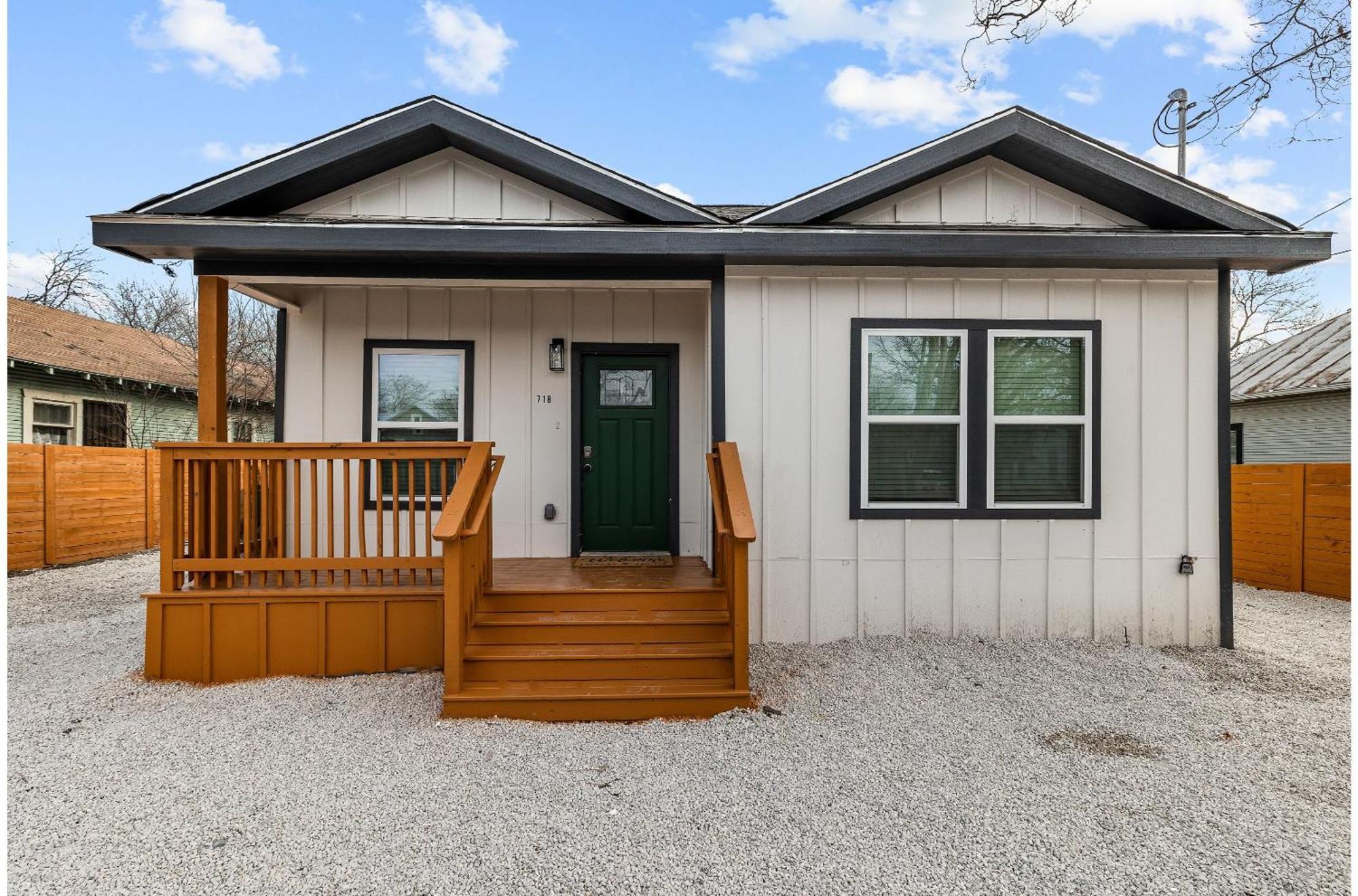 Charming Walkable 4 Br2.5 Ba Near Dtown Riverwalk Holiday home San Antonio