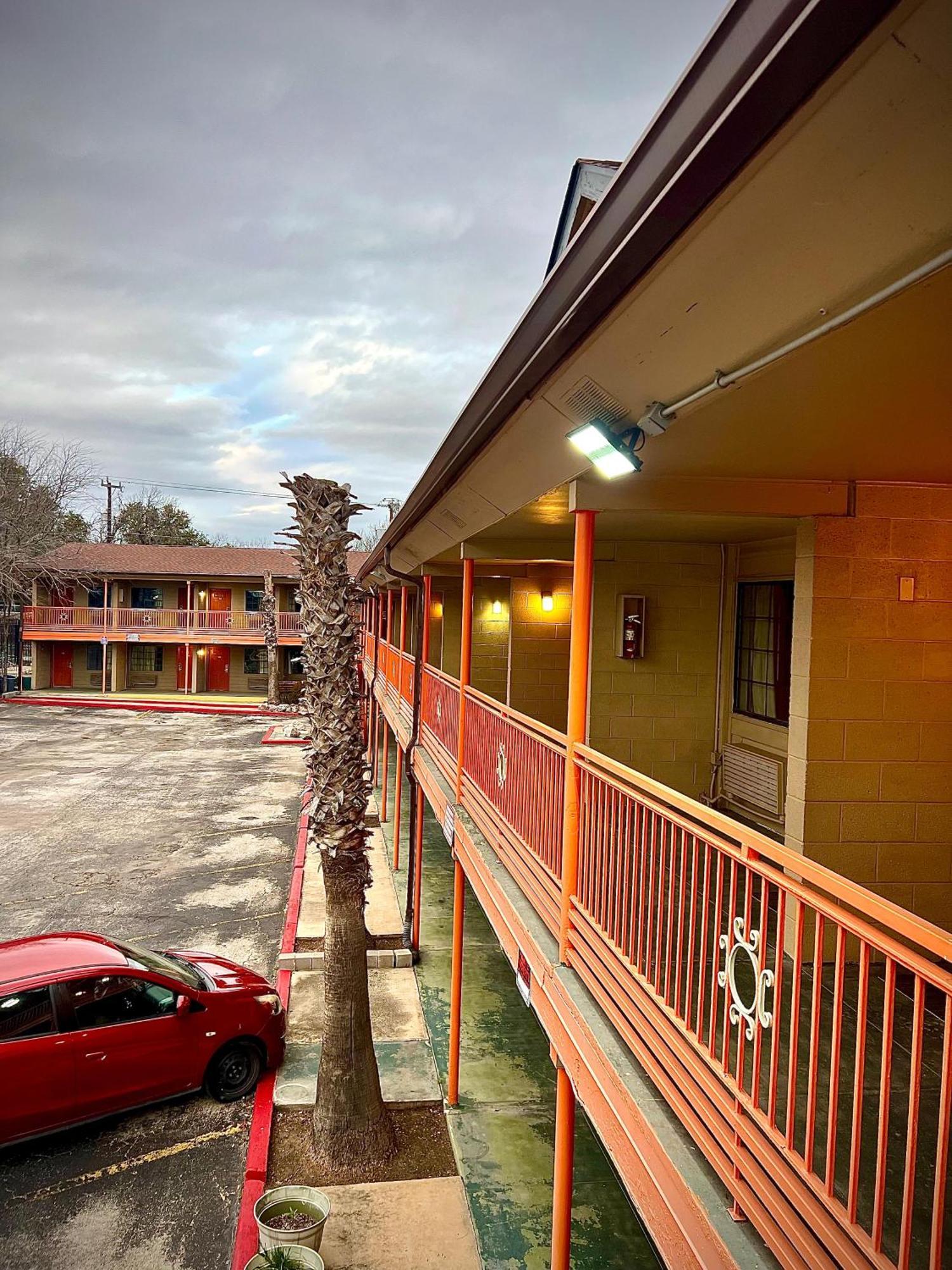 Regency Inn