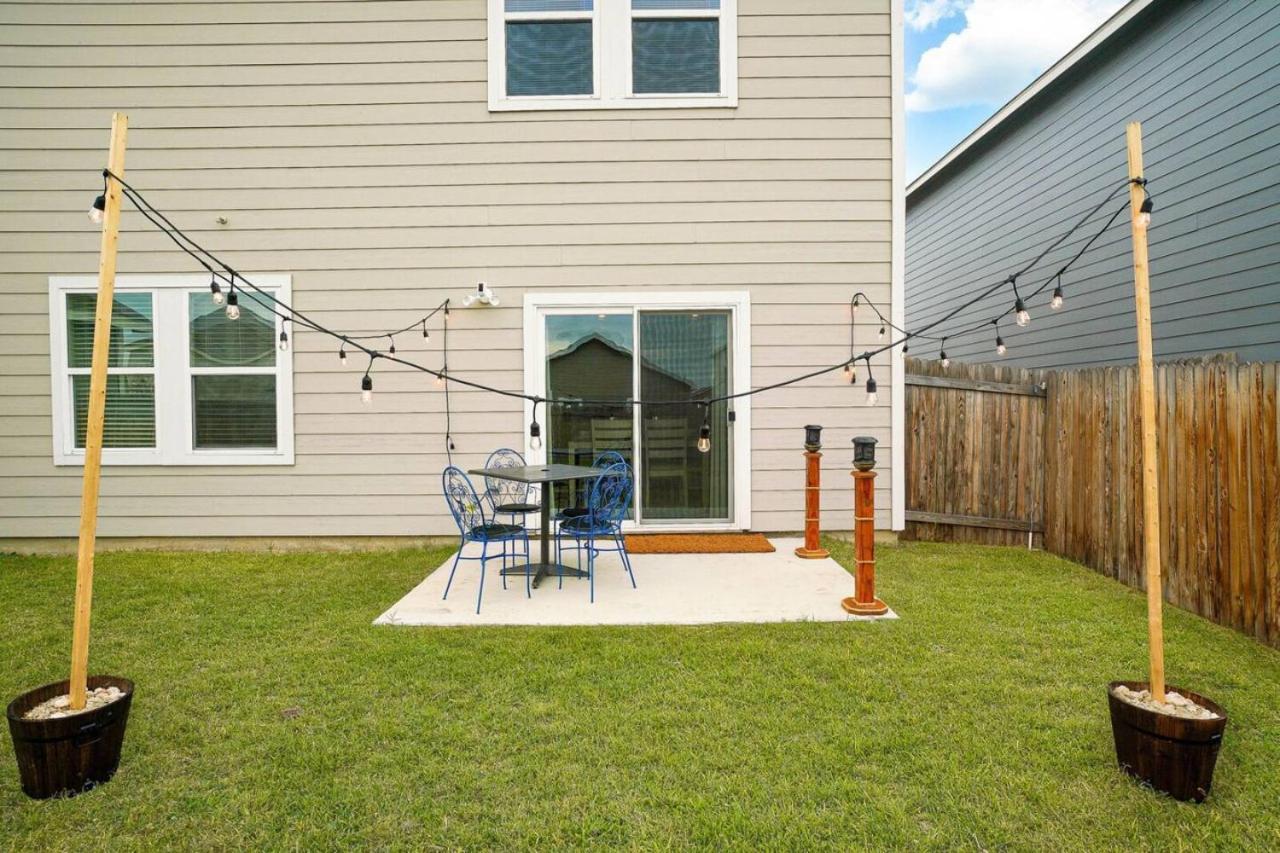Rare Find Luxurious Sleeps 13 With Family Fun