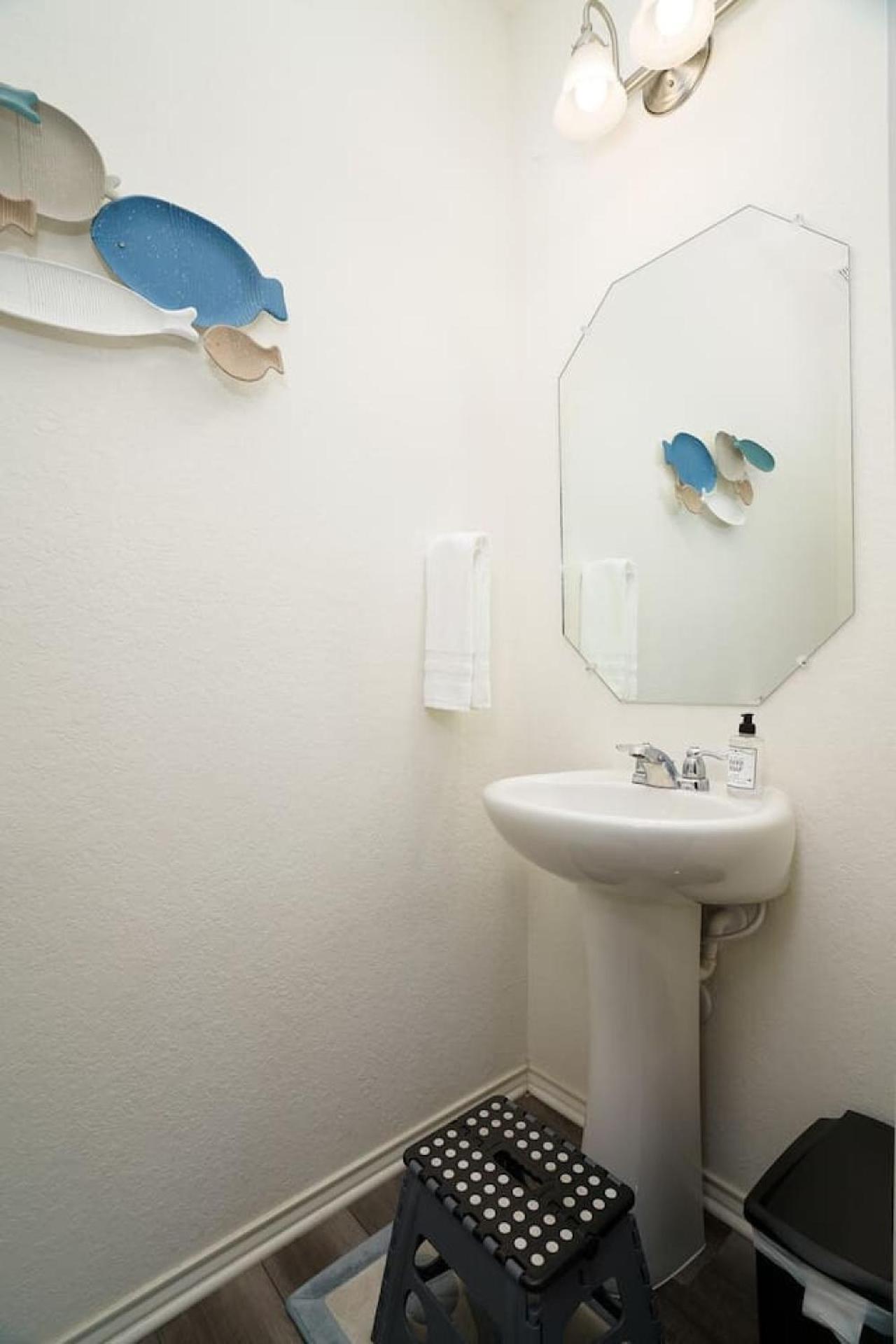 Rare Find Luxurious Sleeps 13 With Family Fun San Antonio