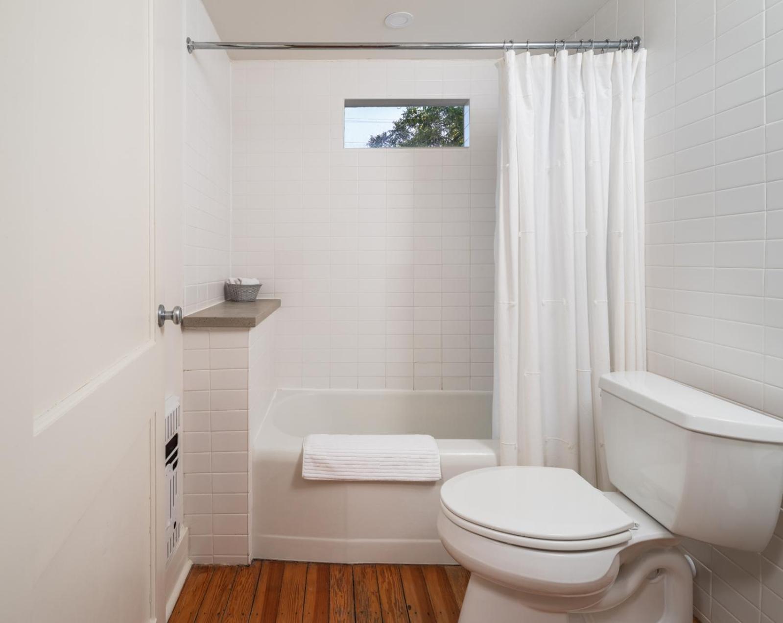 Cozy Nr Dt River Walk, Alamo Wifi Yard Bbq Holiday home