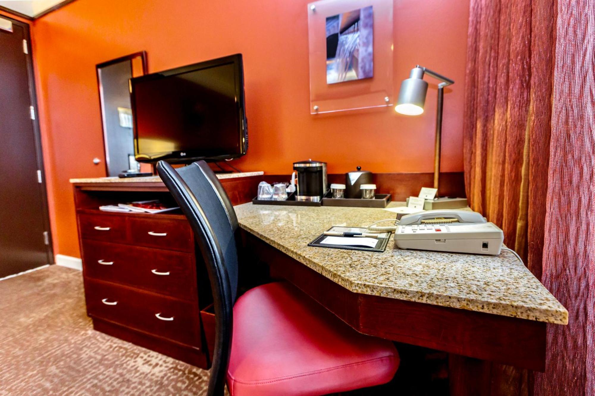 Hotel The Emily Morgan - A Doubletree By Hilton