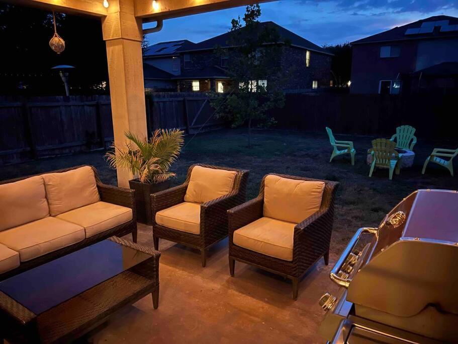Holiday home Spacious 3 Bedroom Residential *